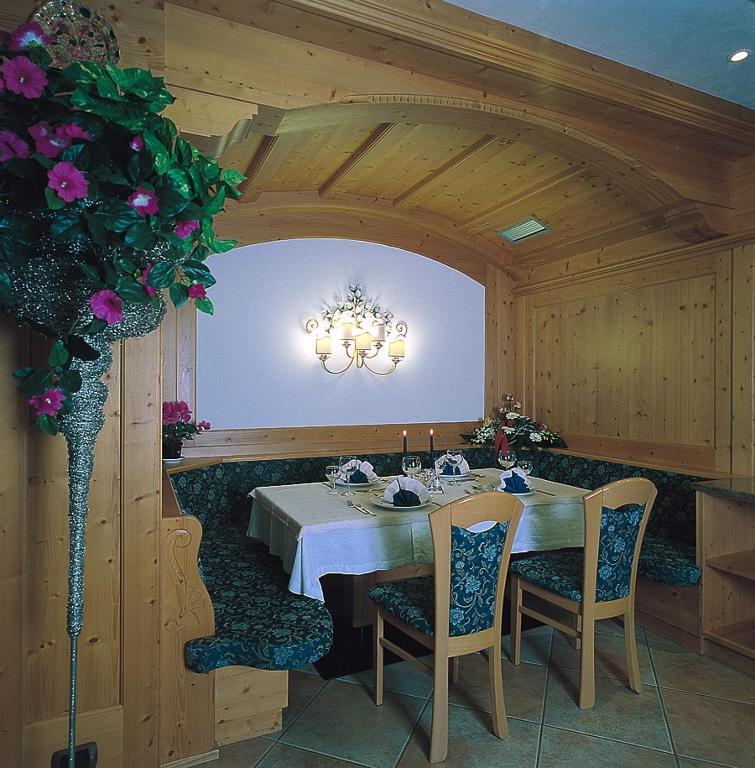 Piccolo Hotel Canazei Εξωτερικό φωτογραφία
