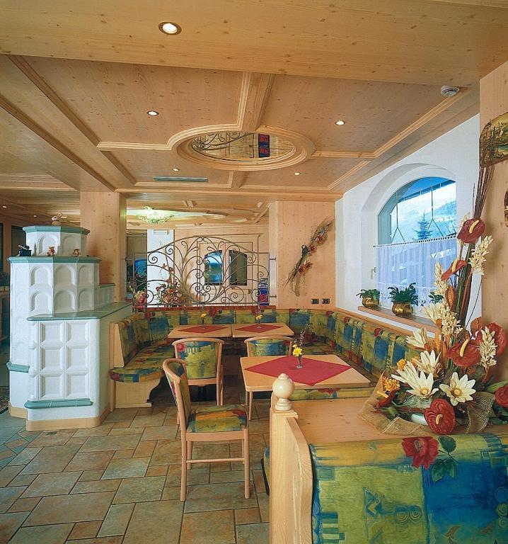 Piccolo Hotel Canazei Εξωτερικό φωτογραφία